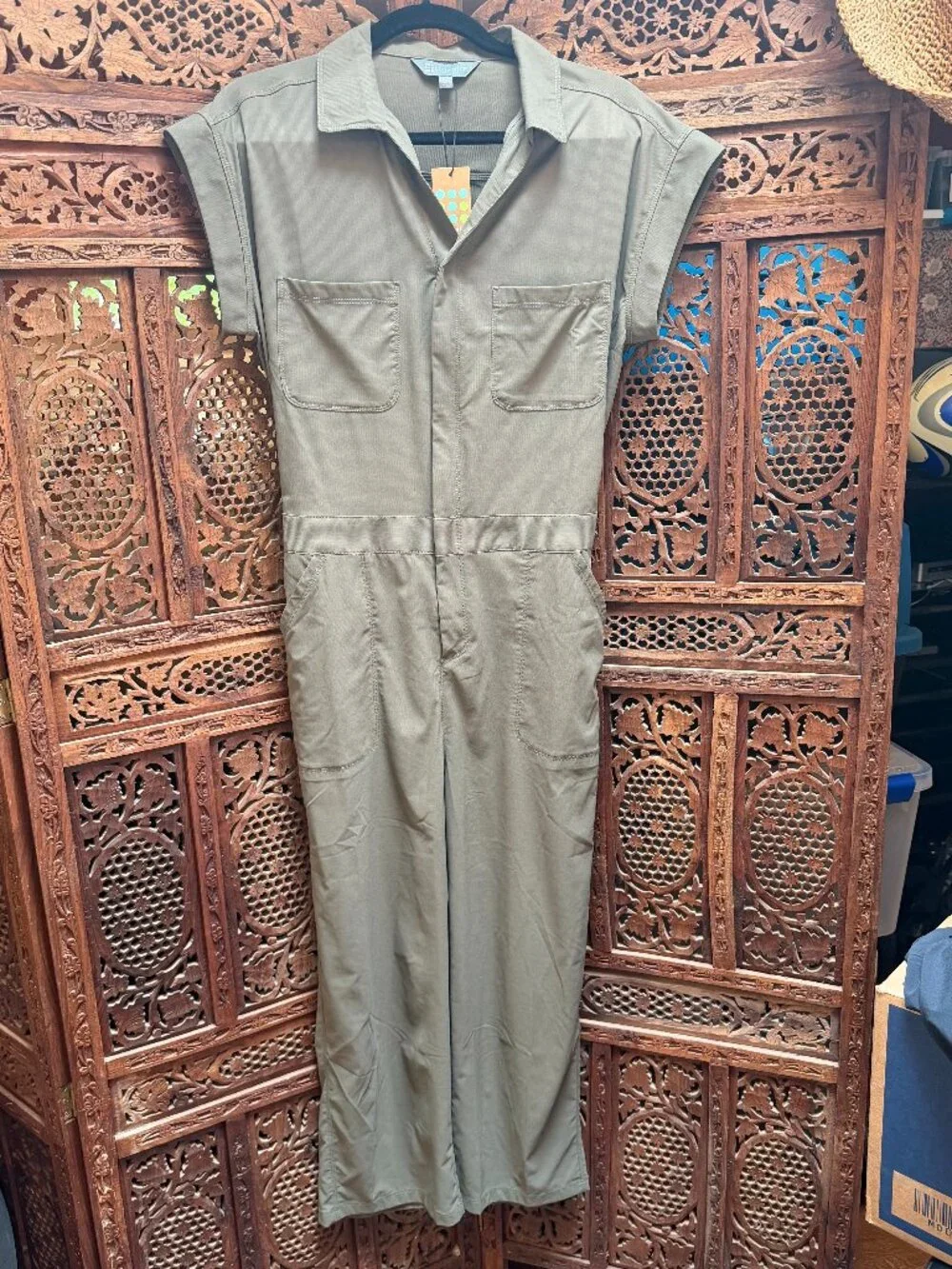 NWT Title Nine Evelyn Jumpsuit, size Medium Moss color - Picture 2 of 6